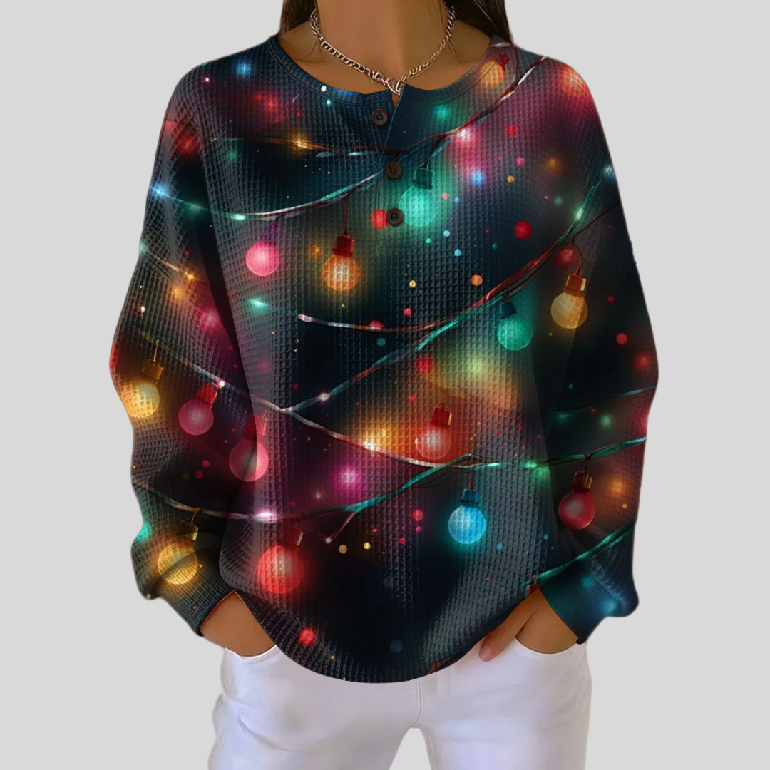 Sanna | Christmas Sweater with Lanterns and Coziness