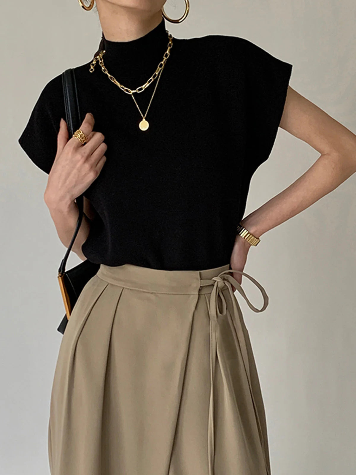 Nellie | Women's Mock Neck Short Sleeve Top