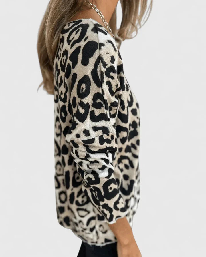 Ella | Women's Relaxed Fit Leopard Print Top
