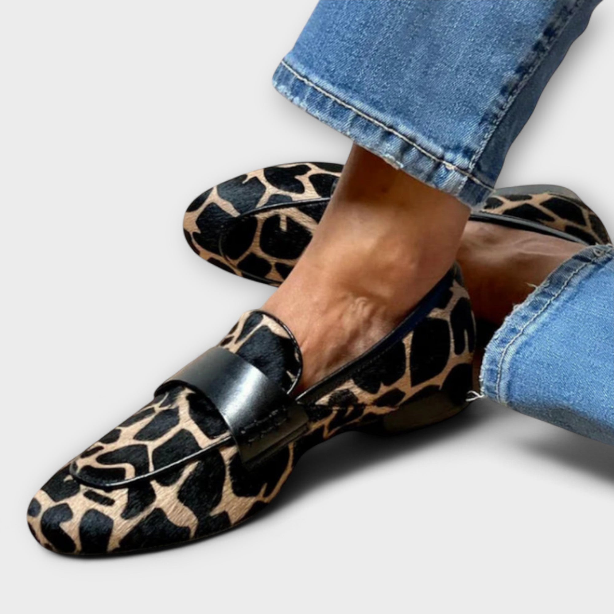 Leonie -  Orthopedic Leopard Moccasin