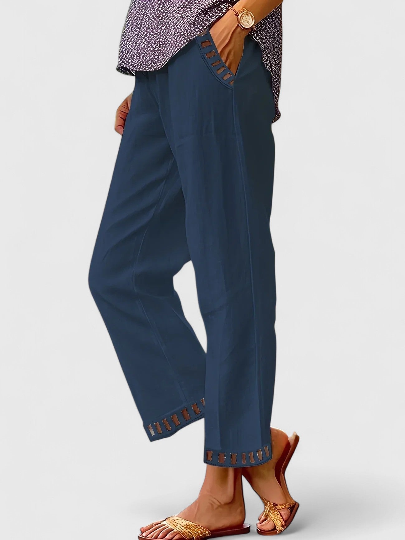 Mallory | Women's Cropped Contrast Trim Pants